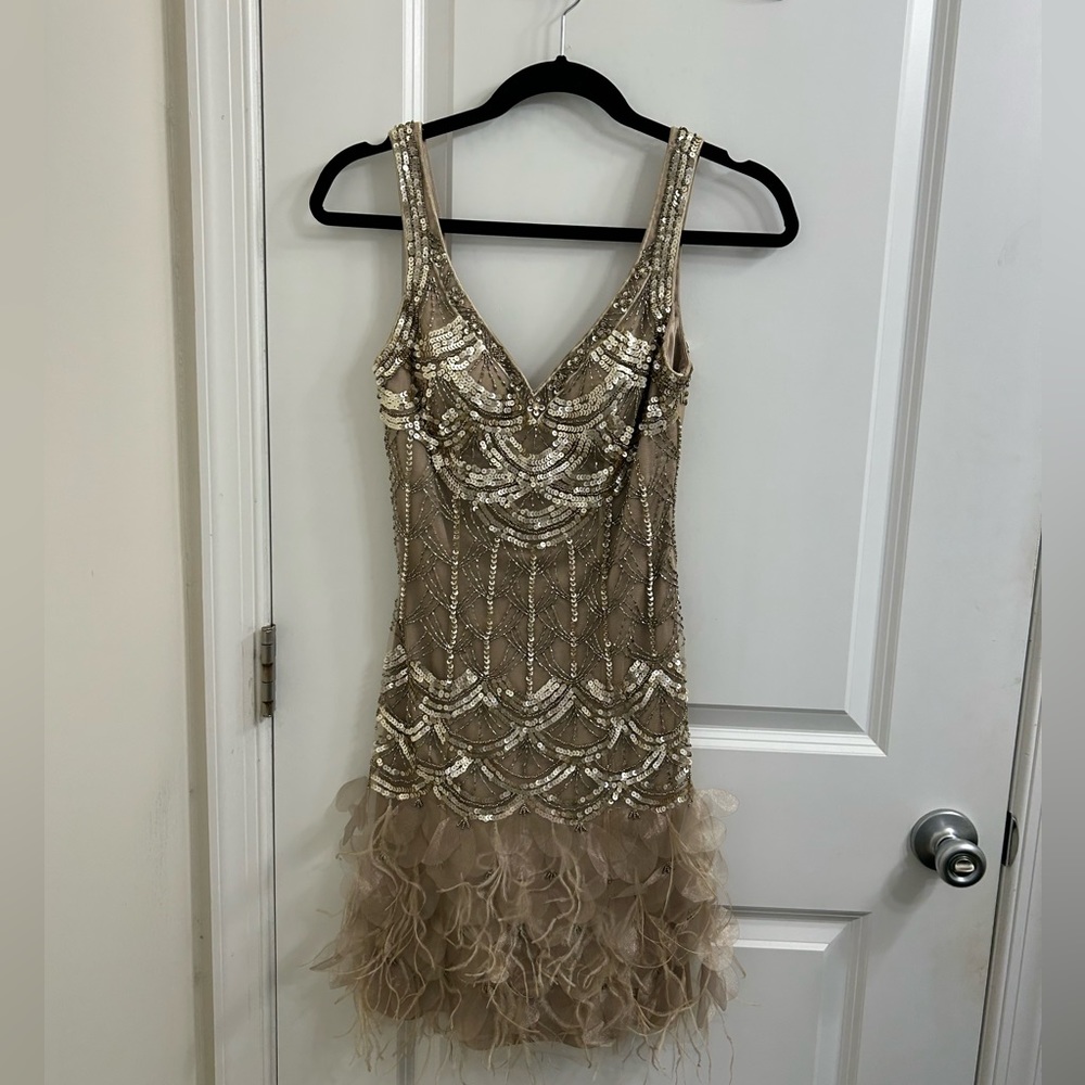 Sue Wong V Neck Embellished Cocktail Dress